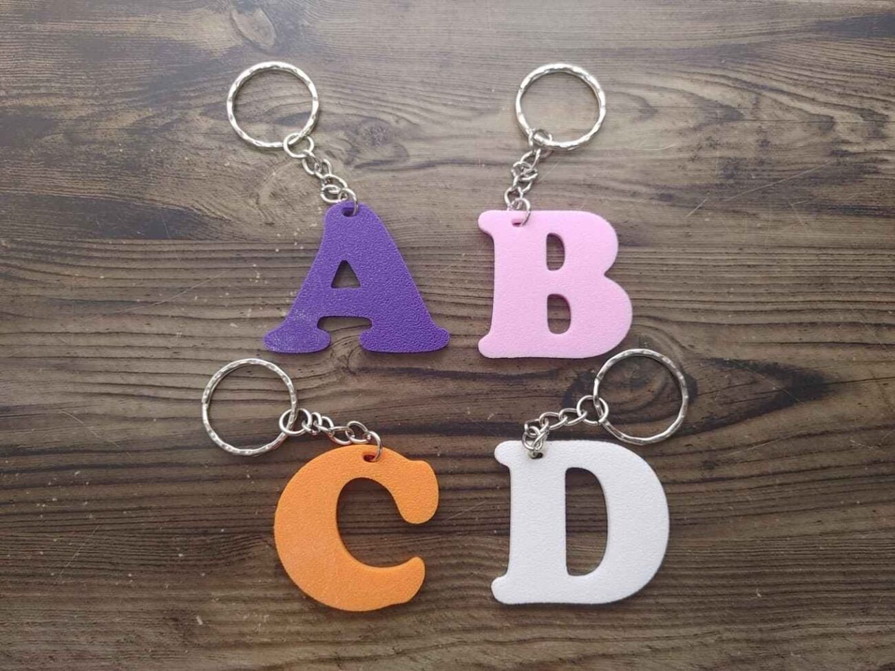 Single Letter Keychain - Single Letter Style